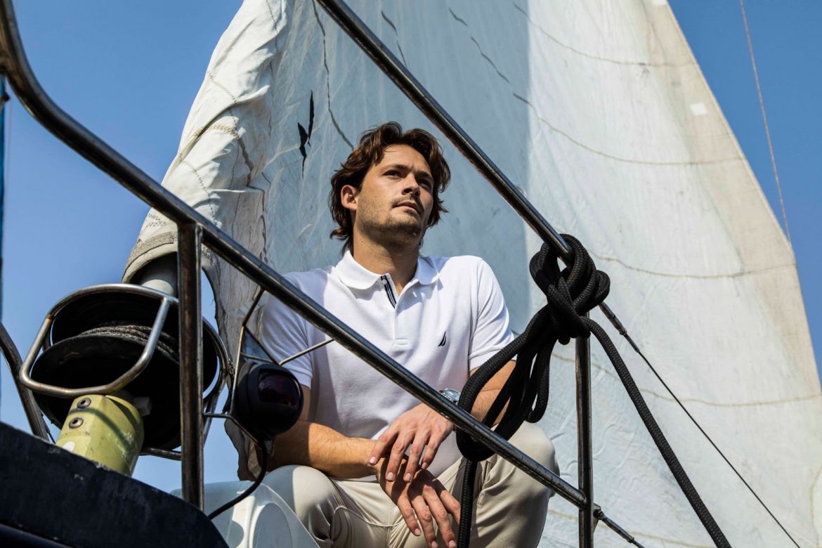 What To Wear To A Boat Party