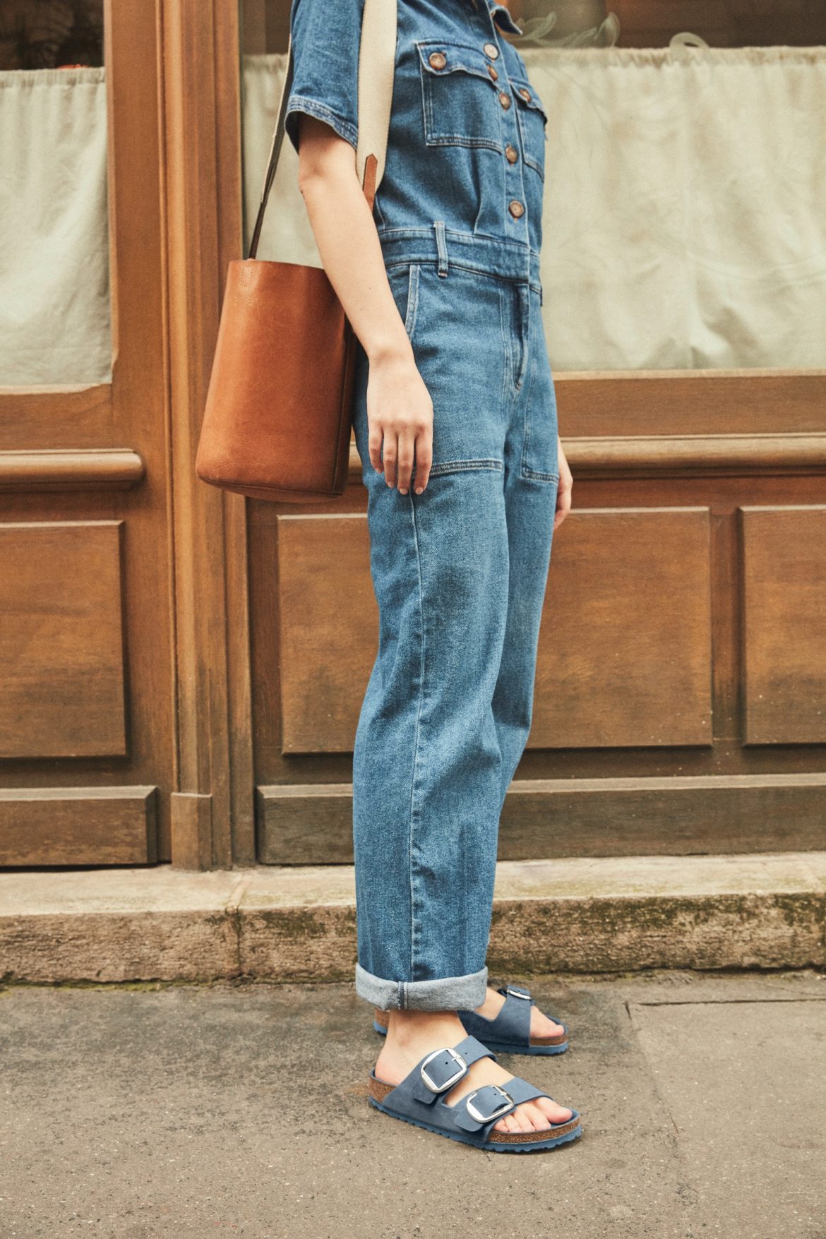 BIRKENSTOCK EXTENDS ITS OILED LEATHER COLLECTION